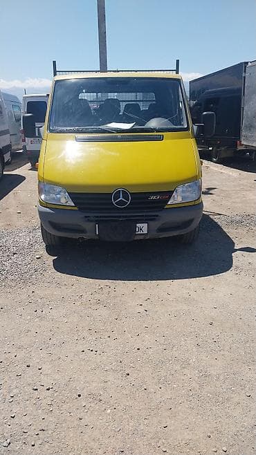 Жеңил жүк ташуучу унаа, Mercedes-Benz, Дубль, 3 т, Колдонулган lalafo.kg да Жеңил жүк ташуучу унаа, Mercedes-Benz, Дубль, 3 т, Колдонулган