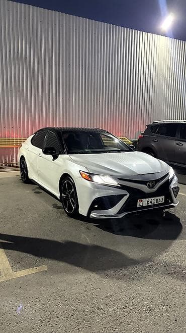 Toyota Camry: 2020 г., 2.5 л, Автомат, Бензин, Седан lalafo.kg да Toyota Camry: 2020 г., 2.5 л, Автомат, Бензин, Седан