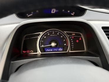 Honda Civic: 2008 г., 1.8 л, Автомат, Бензин, Седан at lalafo.kg Honda Civic: 2008 г., 1.8 л, Автомат, Бензин, Седан