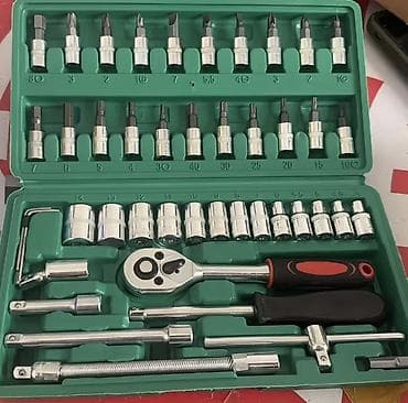 Мультитулдар: Набор ручного инструмента в кейсе Состав: - Трещотка с реверсом lalafo.kg да — 1 Мультитулдар: Набор ручного инструмента в кейсе Состав: - Трещотка с реверсом — 1