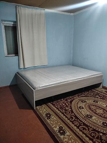 Сдается комната с отдельным входом. - Мебель и оснащение: двуспальная at lalafo.kg Сдается комната с отдельным входом. - Мебель и оснащение: двуспальная