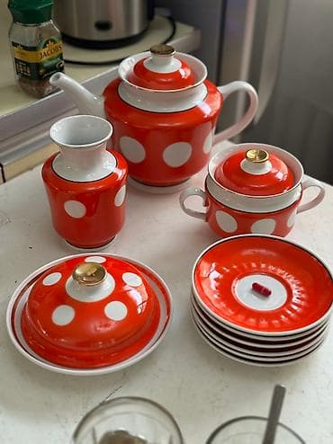 Срочно ‼️ Сервизы советские Сервантное хранение Есть другие виды at lalafo.kg Срочно ‼️ Сервизы советские Сервантное хранение Есть другие виды