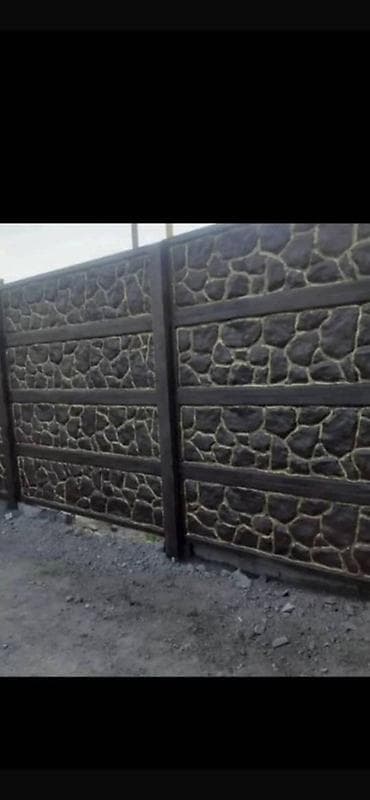 Декоративный забор из бетонных панелей под дикий камень - Материал at lalafo.kg Декоративный забор из бетонных панелей под дикий камень - Материал