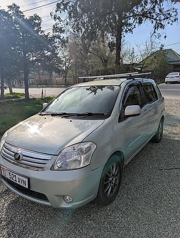 Toyota Raum: 2004 г., 1.5 л, Автомат, Бензин, Минивэн at lalafo.kg Toyota Raum: 2004 г., 1.5 л, Автомат, Бензин, Минивэн