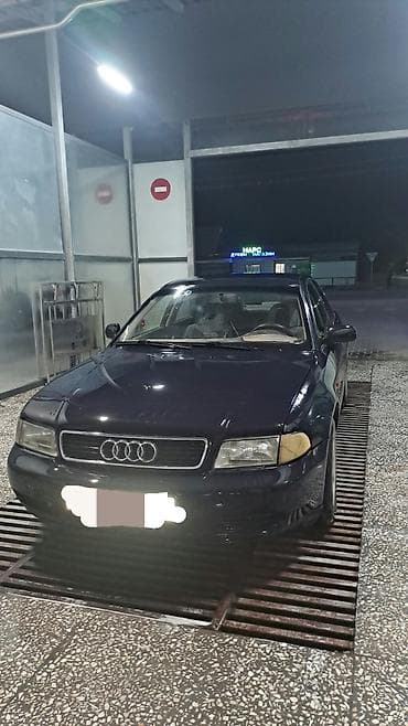 Audi A4: 1995 г., 1.8 л, Механика, Бензин, Седан at lalafo.kg Audi A4: 1995 г., 1.8 л, Механика, Бензин, Седан