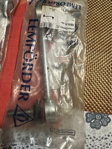 Продается стойка стабилизатора передняя правая/ левая для Мерседес at lalafo.kg Продается стойка стабилизатора передняя правая/ левая для Мерседес