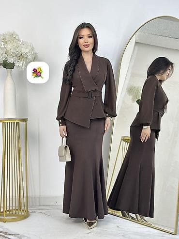 Женские нарядные комплекты и платья в стиле modest - Элегантные at lalafo.kg Женские нарядные комплекты и платья в стиле modest - Элегантные