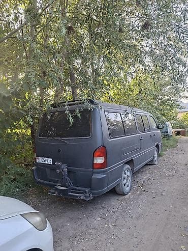 Ssangyong Istana: 2002 г., 2.9 л, Механика, Дизель, Минивэн at lalafo.kg — 2 Ssangyong Istana: 2002 г., 2.9 л, Механика, Дизель, Минивэн — 2