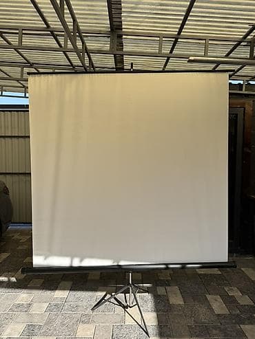 Проекционный экран на штативе - Тип: переносной экран на треноге с at lalafo.kg Проекционный экран на штативе - Тип: переносной экран на треноге с