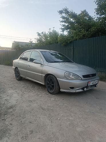 Kia Rio: 2000 г., 1.5 л, Механика, Бензин, Седан at lalafo.kg Kia Rio: 2000 г., 1.5 л, Механика, Бензин, Седан