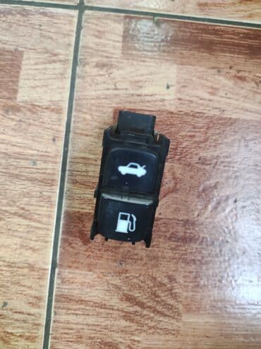 Toyota Windom 10 кнопки, Тойота Виндом 10 Кнопки открытия багажника at lalafo.kg Toyota Windom 10 кнопки, Тойота Виндом 10 Кнопки открытия багажника