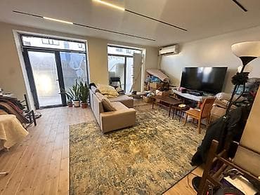 Таунхаус в Кок-Жар (ул. С.Кийизбаевой), 2 этажа, 116 м², участок 1,4 at lalafo.kg Таунхаус в Кок-Жар (ул. С.Кийизбаевой), 2 этажа, 116 м², участок 1,4