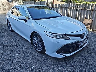 Toyota Camry: 2018 г., Автомат, Бензин, Седан lalafo.kg да Toyota Camry: 2018 г., Автомат, Бензин, Седан