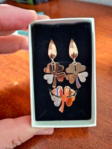 Күмүш сөйкөлөр: Күмүш сөйкөлөр, Үлгүсү 925, Аялдарга, Колдонулган lalafo.kg да — 3 Күмүш сөйкөлөр: Күмүш сөйкөлөр, Үлгүсү 925, Аялдарга, Колдонулган — 3