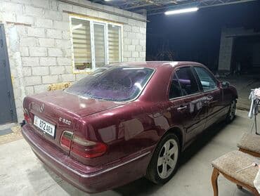 Mercedes-Benz E-Class: 2001 г., 3.2 л, Автомат, Бензин, Седан at lalafo.kg Mercedes-Benz E-Class: 2001 г., 3.2 л, Автомат, Бензин, Седан