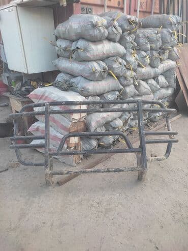 Кенгурятник мощная зашита для бампера.Для фур и джипов.заводская at lalafo.kg Кенгурятник мощная зашита для бампера.Для фур и джипов.заводская