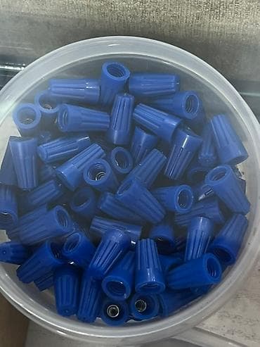 Соединители для проводов: Колпачки для скрутки проводов (wire nuts) - Цвета: жёлтые, красные at lalafo.kg — 3 Соединители для проводов: Колпачки для скрутки проводов (wire nuts) - Цвета: жёлтые, красные — 3