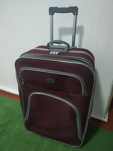 Чемодан, Материал: Полиэстер, Большой (более 70 л), На колесах at lalafo.kg Чемодан, Материал: Полиэстер, Большой (более 70 л), На колесах