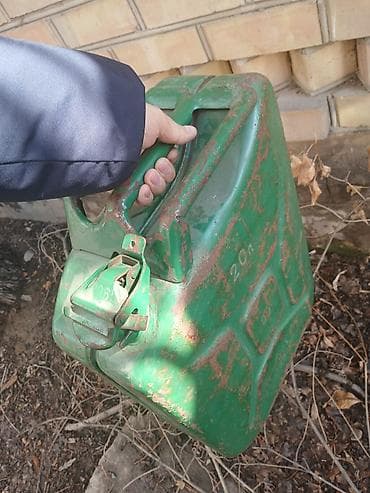 Канистра 20 л at lalafo.kg Канистра 20 л