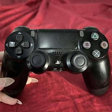 Оригинальный джойстик Dualshock 4 для PS4 Цена низкая из-за того что at lalafo.kg Оригинальный джойстик Dualshock 4 для PS4 Цена низкая из-за того что