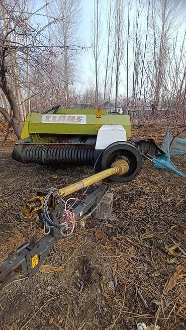 Пресс-подборщик CLAAS (похоже на линейку Markant/Quadrant малого тюка) at lalafo.kg Пресс-подборщик CLAAS (похоже на линейку Markant/Quadrant малого тюка)