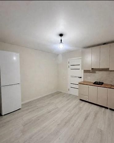 1 комната, Без подселения, С мебелью частично at lalafo.kg 1 комната, Без подселения, С мебелью частично