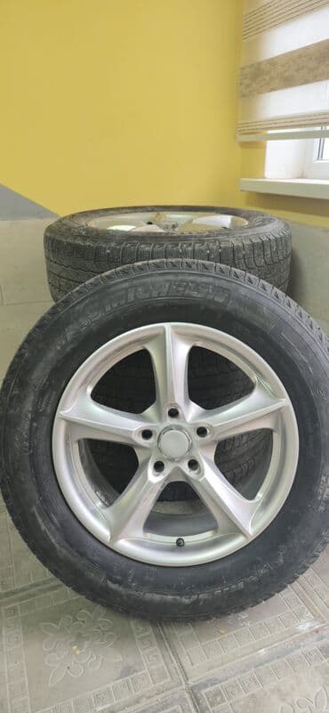 Колеса в сборе 235 / 65 / R 17, Зима, Комплект, Литые, отверстий - 5 at lalafo.kg Колеса в сборе 235 / 65 / R 17, Зима, Комплект, Литые, отверстий - 5