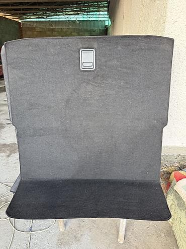 Продам заднюю полку в багажник Мерседес W 211 а месте с ручкой at lalafo.kg Продам заднюю полку в багажник Мерседес W 211 а месте с ручкой