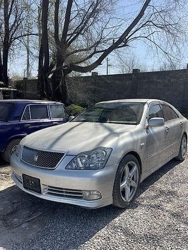 Toyota Crown: 2004 г., 0.3 л, Автомат, Бензин, Седан at lalafo.kg Toyota Crown: 2004 г., 0.3 л, Автомат, Бензин, Седан