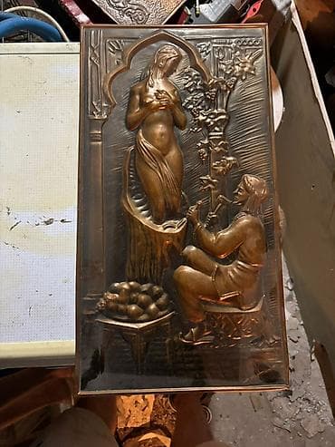 Настенное панно «Скульптор» — чеканно-декоративное изделие - at lalafo.kg Настенное панно «Скульптор» — чеканно-декоративное изделие -