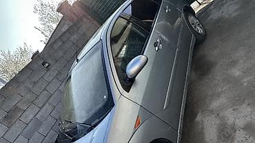 Ford Focus: 2003 г., 1.6 л, Автомат, Бензин, Хэтчбэк at lalafo.kg Ford Focus: 2003 г., 1.6 л, Автомат, Бензин, Хэтчбэк