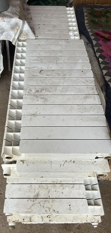 Биметаллические радиаторы Б/у, Высота: 60 см at lalafo.kg — 3 Биметаллические радиаторы Б/у, Высота: 60 см — 3