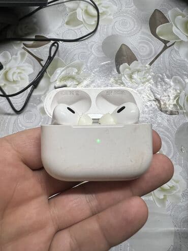 Наушники AirPods. Самые хорошие качества.3 штуки.Цена разные.1 на фото at lalafo.kg Наушники AirPods. Самые хорошие качества.3 штуки.Цена разные.1 на фото