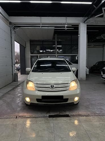 Toyota Ist: 2003 г., 1.3 л, Автомат, Бензин, Хэтчбэк at lalafo.kg Toyota Ist: 2003 г., 1.3 л, Автомат, Бензин, Хэтчбэк