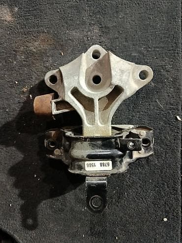 Подушка коробки передач Renault 2018 г. at lalafo.kg Подушка коробки передач Renault 2018 г.