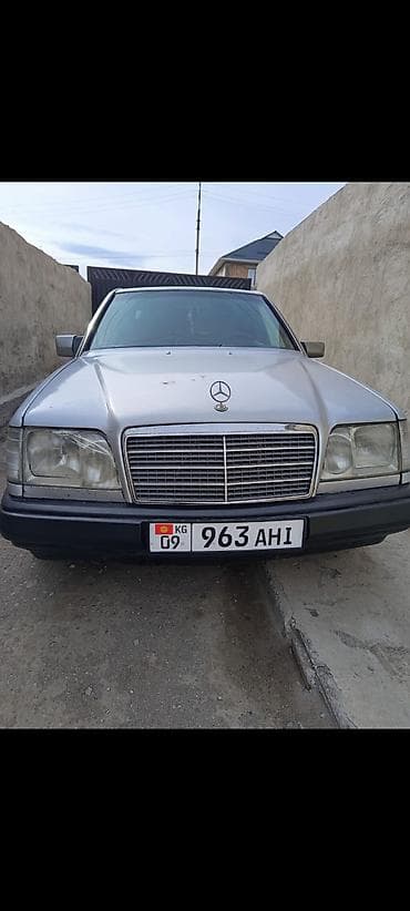 Mercedes-Benz E-Class: 1994 г., 2 л, Автомат, Бензин, Седан at lalafo.kg Mercedes-Benz E-Class: 1994 г., 2 л, Автомат, Бензин, Седан