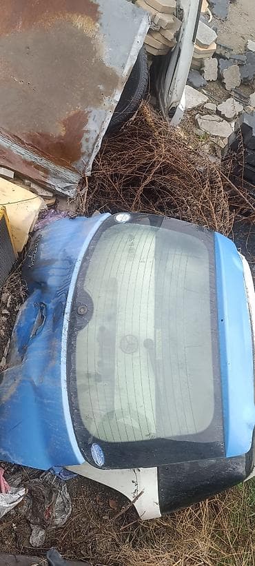 Крышка багажника Умные, Оригинал at lalafo.kg Крышка багажника Умные, Оригинал