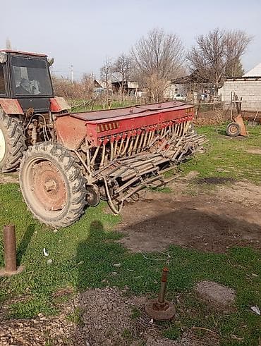 Сеялка зерновая прицепная - Тип: механическая дисково-сошниковая at lalafo.kg Сеялка зерновая прицепная - Тип: механическая дисково-сошниковая