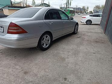 Mercedes-Benz E-Class: 2000 г., 2 л, Автомат, Бензин, Седан at lalafo.kg Mercedes-Benz E-Class: 2000 г., 2 л, Автомат, Бензин, Седан