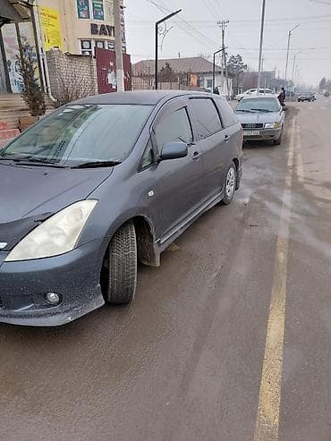 Toyota WISH: 2003 г., Автомат, Бензин, Универсал at lalafo.kg Toyota WISH: 2003 г., Автомат, Бензин, Универсал