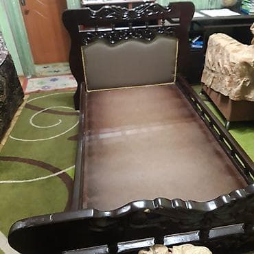 Кровать односпалка без матраса, ручная работа, материал сосна, 1шт at lalafo.kg Кровать односпалка без матраса, ручная работа, материал сосна, 1шт