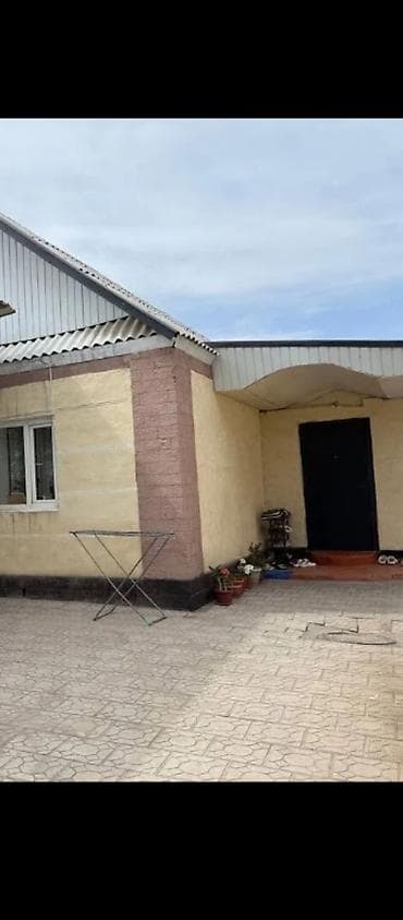60 м², 3 комнаты, Забор, огорожен at lalafo.kg 60 м², 3 комнаты, Забор, огорожен