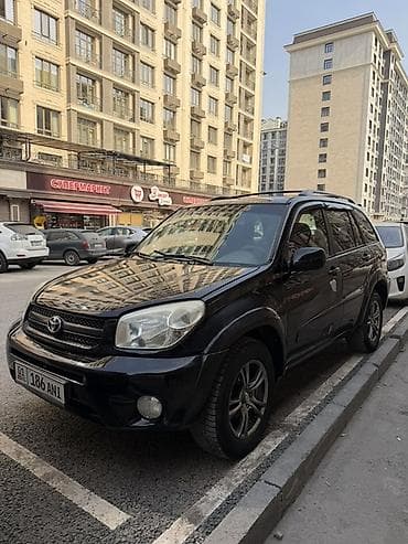 Toyota RAV4: 2004 г., 2 л, Автомат, Бензин, Кроссовер at lalafo.kg Toyota RAV4: 2004 г., 2 л, Автомат, Бензин, Кроссовер