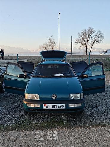 Volkswagen Passat Variant: 1992 г., Ручные, Универсал at lalafo.kg Volkswagen Passat Variant: 1992 г., Ручные, Универсал