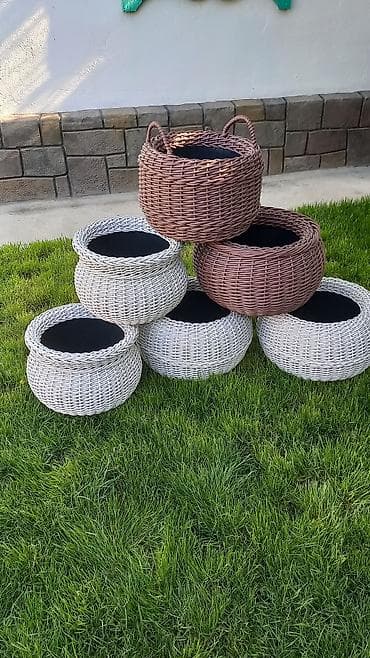 Плетёные корзины-кашпо для дома и сада - Форма: округлая, широкое at lalafo.kg Плетёные корзины-кашпо для дома и сада - Форма: округлая, широкое