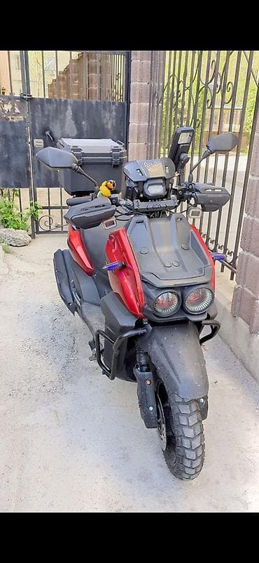 Тип скутера 150 куб. см, Бензин, Б/у at lalafo.kg Тип скутера 150 куб. см, Бензин, Б/у