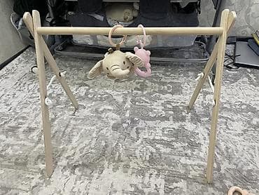 Деревянная развивающая дуга/стойка для новорождённого. - Конструкция at lalafo.kg Деревянная развивающая дуга/стойка для новорождённого. - Конструкция