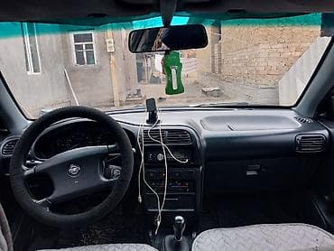 Nissan Sunny: 1992 г., 1.6 л, Механика, Бензин, Седан at lalafo.kg Nissan Sunny: 1992 г., 1.6 л, Механика, Бензин, Седан