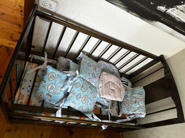 Детская приставная кроватка, Б/у, Без колесиков, цвет - Коричневый at lalafo.kg Детская приставная кроватка, Б/у, Без колесиков, цвет - Коричневый