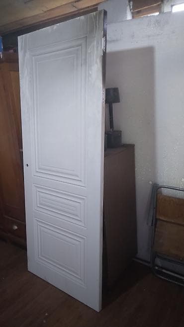 Продаю межкомнатные двери Срочно сатылат размер 2метр 80 см. 2 штук 2 at lalafo.kg Продаю межкомнатные двери Срочно сатылат размер 2метр 80 см. 2 штук 2